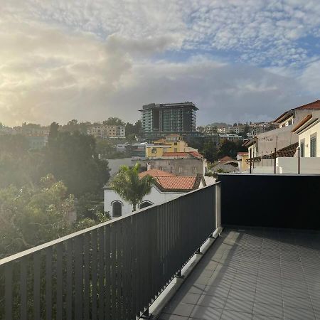 Carreira Residence Фуншал Экстерьер фото